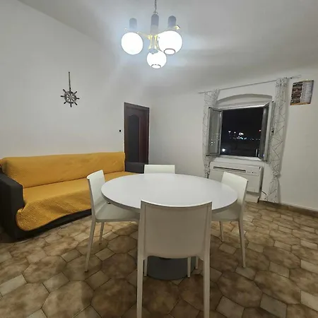 Mare E Pesto * Genoa